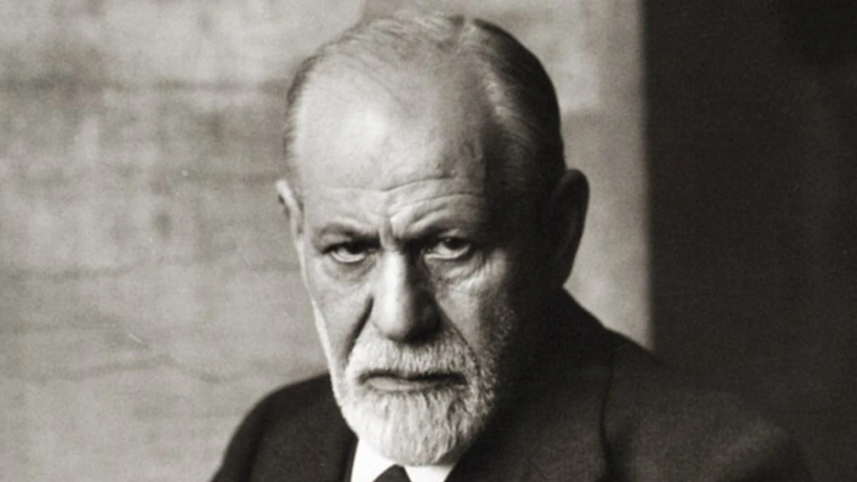 3 tipi di persone da cui Freud consigliava di allontanarsi: quando solo la oscurità viene condivisa, è ora di chiudere il sipario.