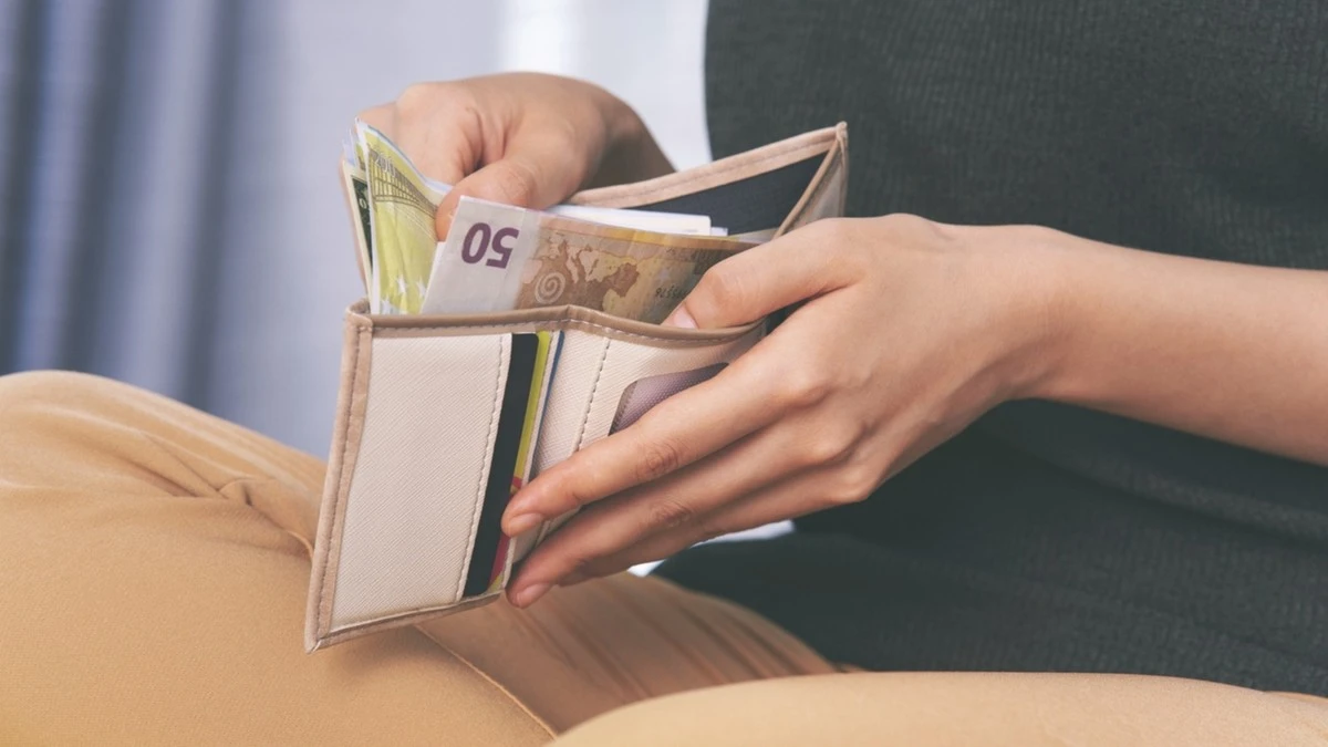 5 Piccole Spese Che Stanno Prosciugando il Tuo Bilancio (e Come Evitarle)