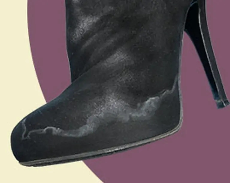 Aceto Bianco: il Segreto Nascosto per Eliminare i Segni del Sale dalle Tue Scarpe