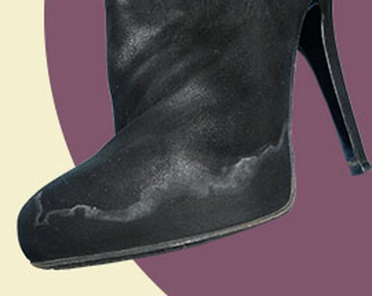 Aceto Bianco: il Segreto Nascosto per Eliminare i Segni del Sale dalle Tue Scarpe