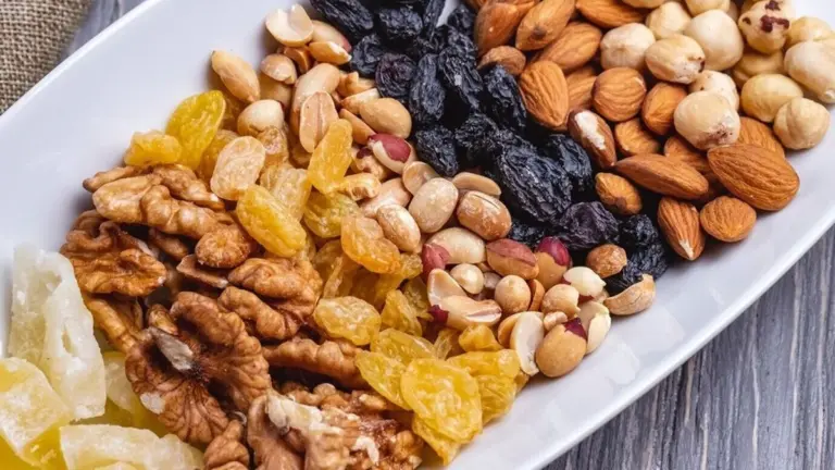 Cardiologo mi ha consigliato un mix da mangiare prima di dormire: dopo un mese il mio colesterolo è sceso di 20 punti