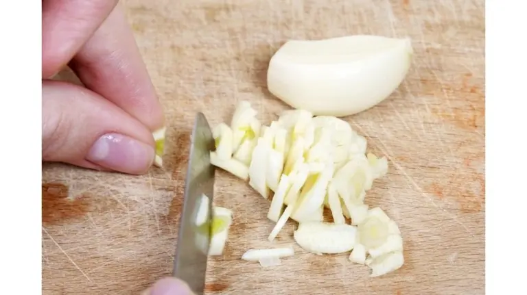 Cosa succede al tuo corpo quando mangi questo alimento crudo