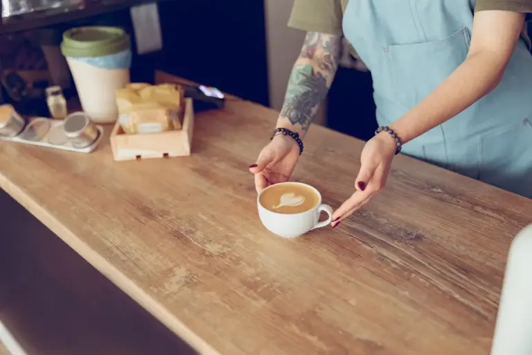 Kava už 5 €, cepelinai už 12 €: ar paslaugų sfera Lietuvoje prarado sveiką protą?