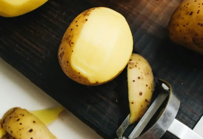La buccia di patata nasconde un segreto rivoluzionario per la tua cucina