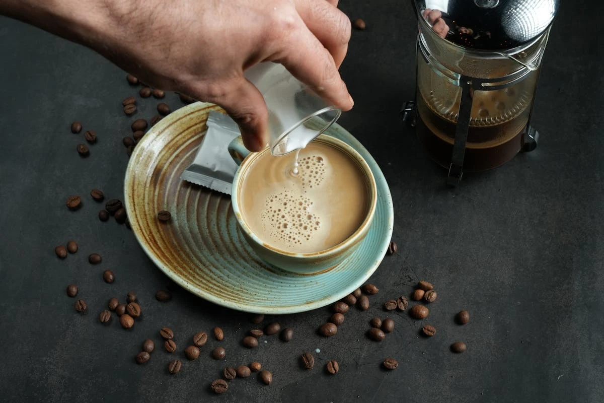 La schiuma da cappuccino incredibilmente densa? Il tuo french press sa come farla.