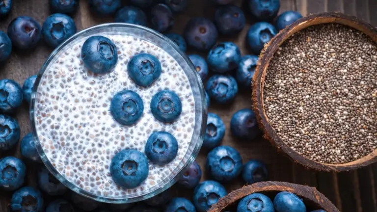 Le mini-sfere "naturali" che sopprimono l'appetito e proteggono il cervello dai cibi ultra-processati