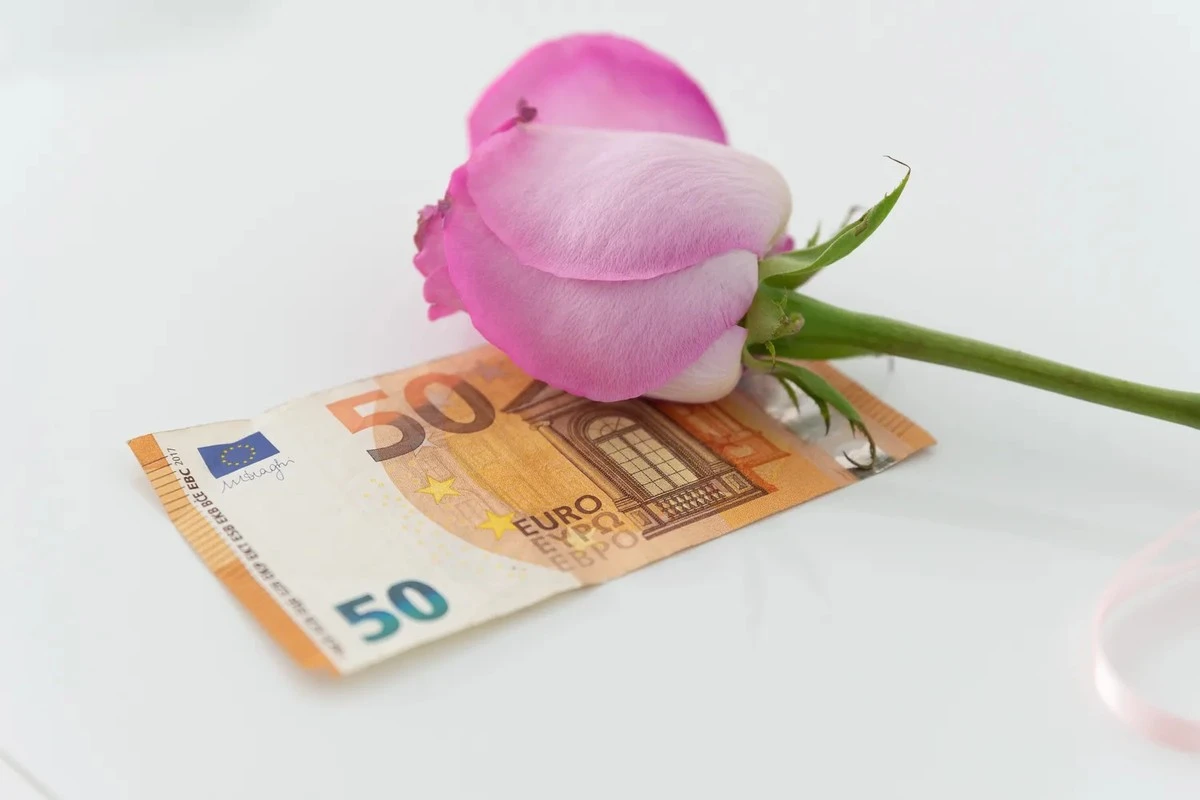 L'Era dell'Abbondanza: 4 Segni Zodiacali si Arricchiranno Prima del 1° Marzo | Il Tuo Futuro Finanziario Ti Attende