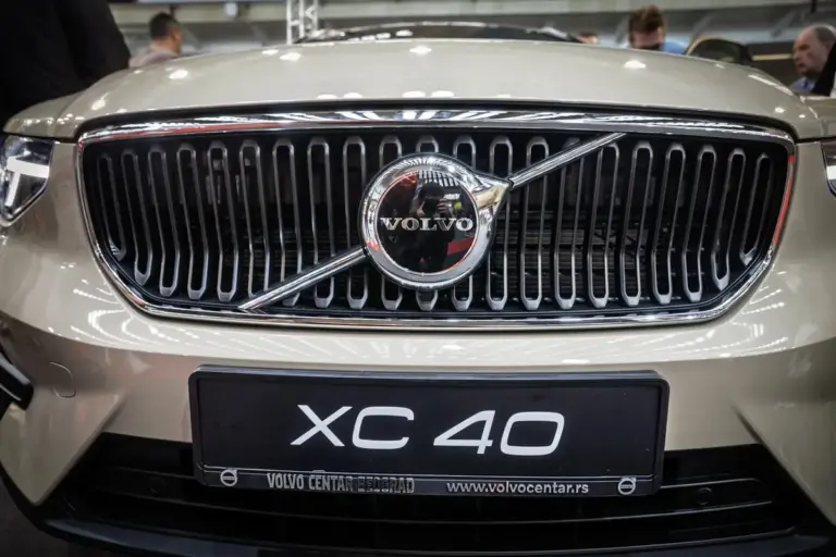 Volvo: auto che sfidano il tempo, con chilometraggi da leggenda.