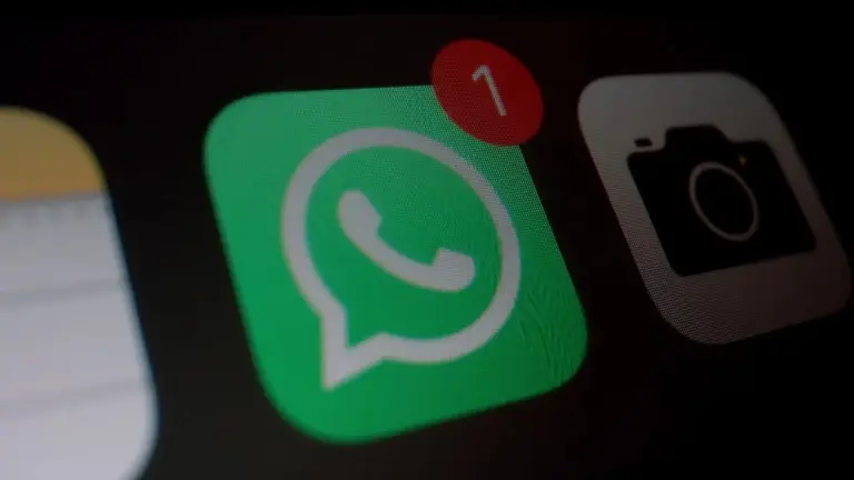 WhatsApp: il numero che appare sotto i post non è un errore, ecco cosa misura