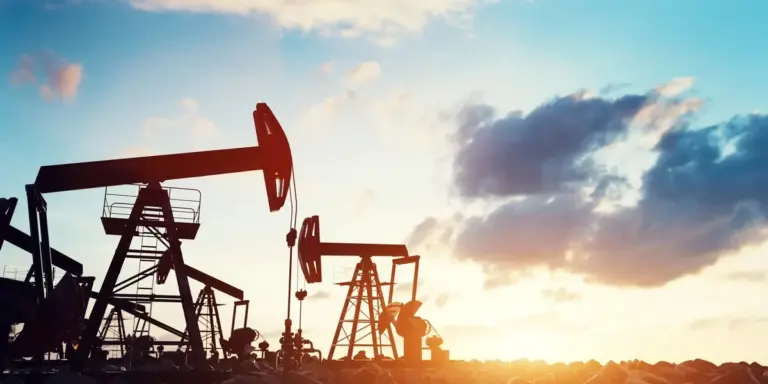 Geopolitica in Medio Oriente: quanto potrebbe salire il prezzo del petrolio e cosa significherebbe per te