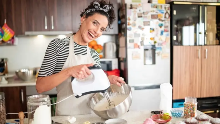 Glazure vs. Crema: Il Segreto per una Torta Perfetta che Nascosti Quasi Tutti