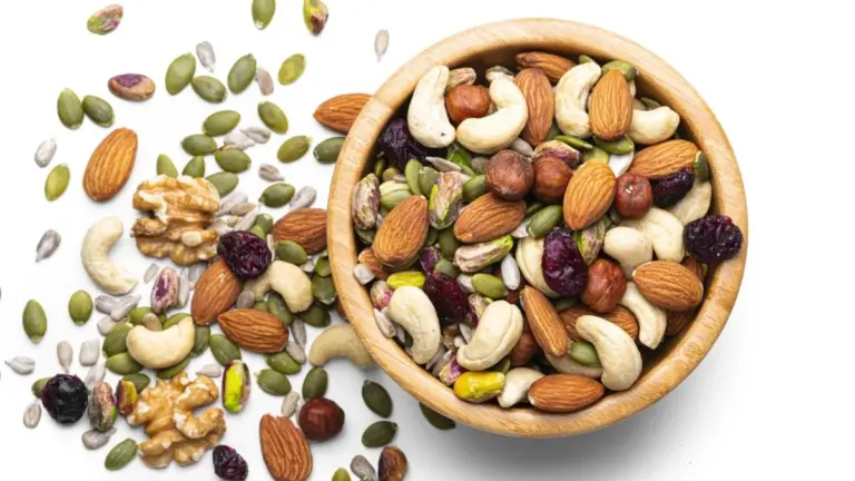 Il segreto delle noci: quando mangiarle per raddoppiare i benefici, parola di nutrizionista