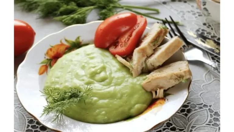 Piselli e spinaci: la purea verde che batte il purè di patate