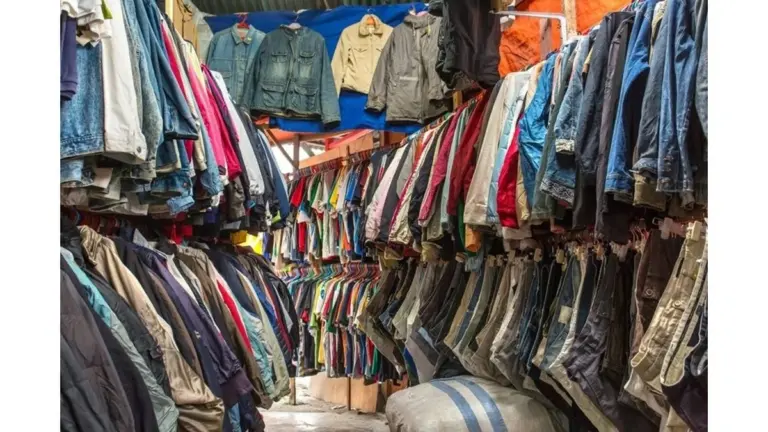 Sì, ho risolto il cattivo odore dei vestiti usati grazie a un trucco della vecchia signora